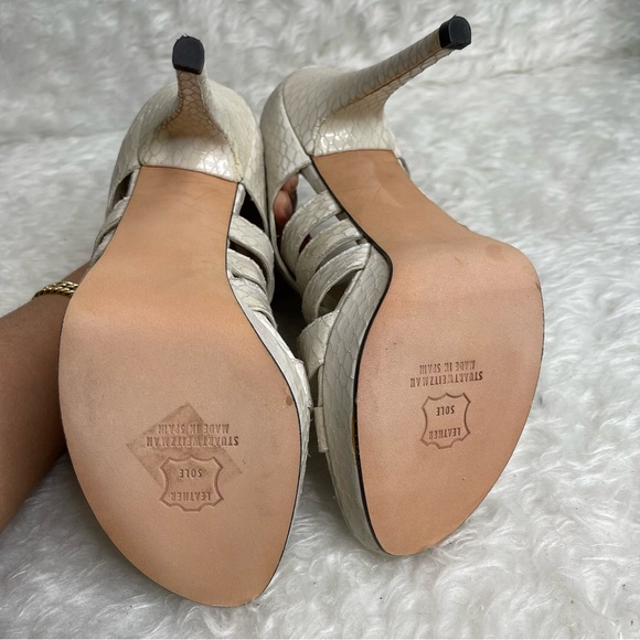 NWOB Stuart Weitzman snake heels In ivory size 9 - Picture 14 of 15
